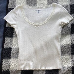 Brandy Melville Mckenzie Eyelet Bow Top